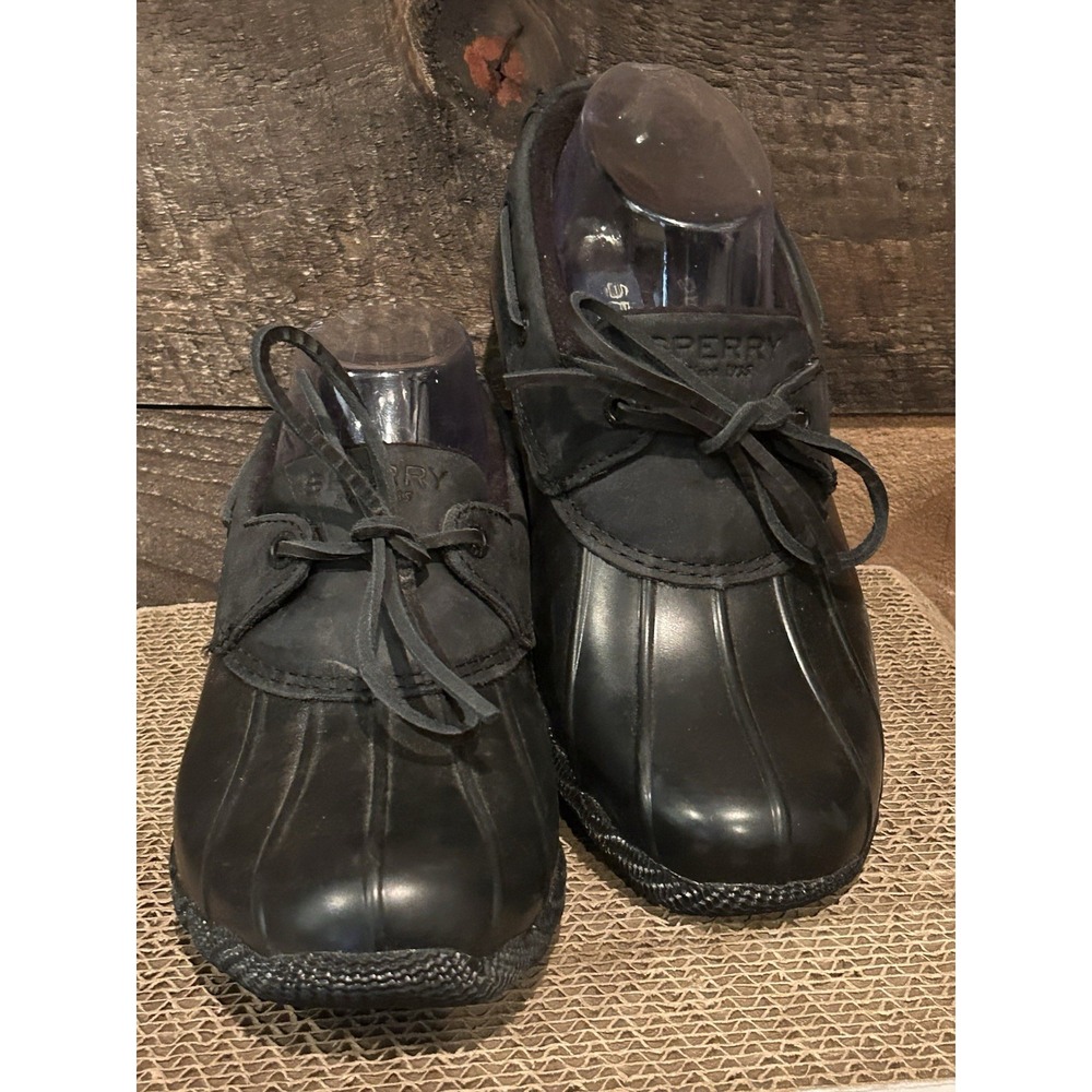 SPERRY WOMENS Black SALTWATER 1 EYE COZY DUCK BOOTS LOW SIZE 6‎